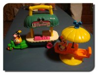 GOOFY ICE CREAM STAND